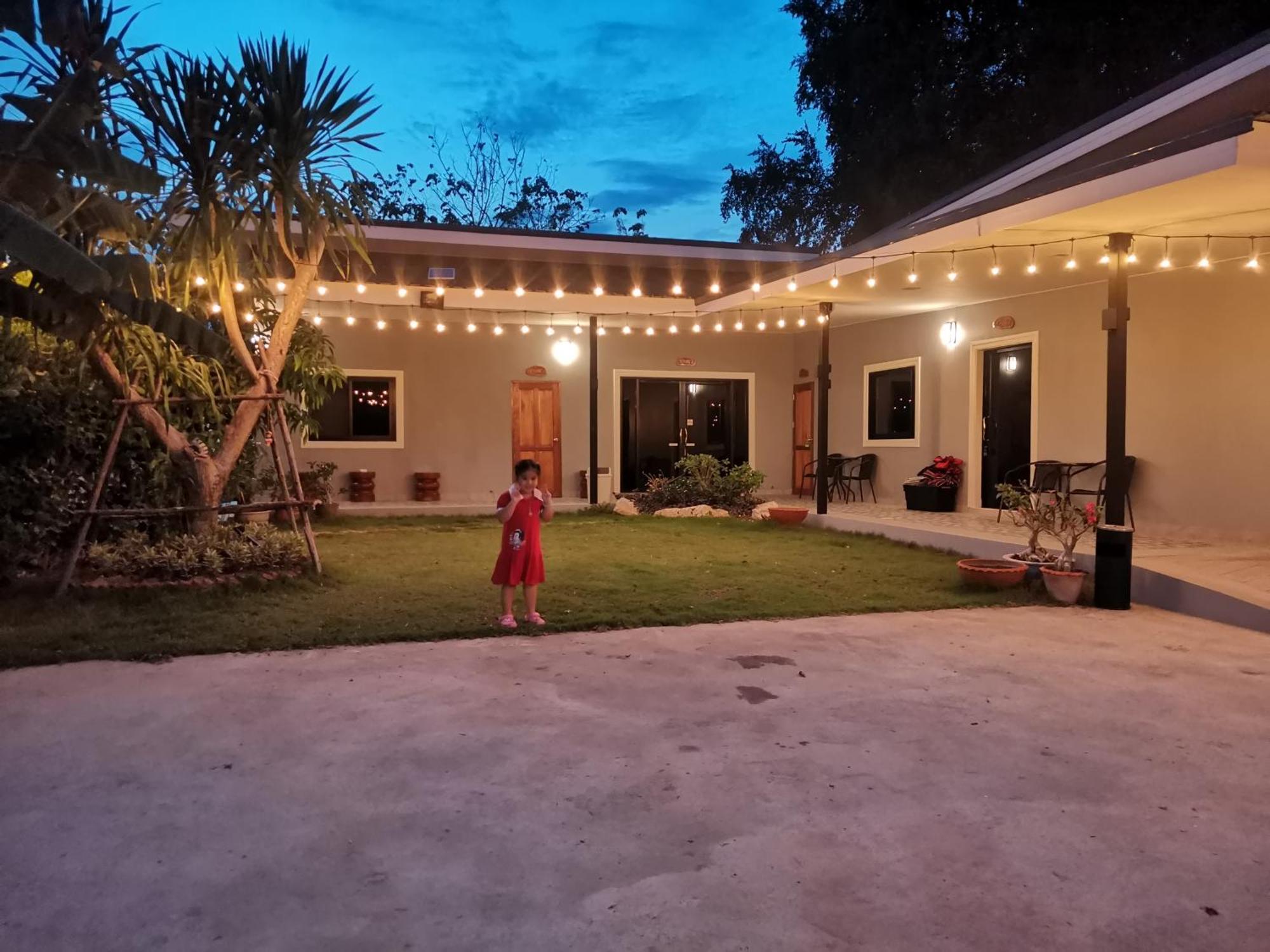 Numhom Resort Ban Nong Chum Saeng Exterior photo