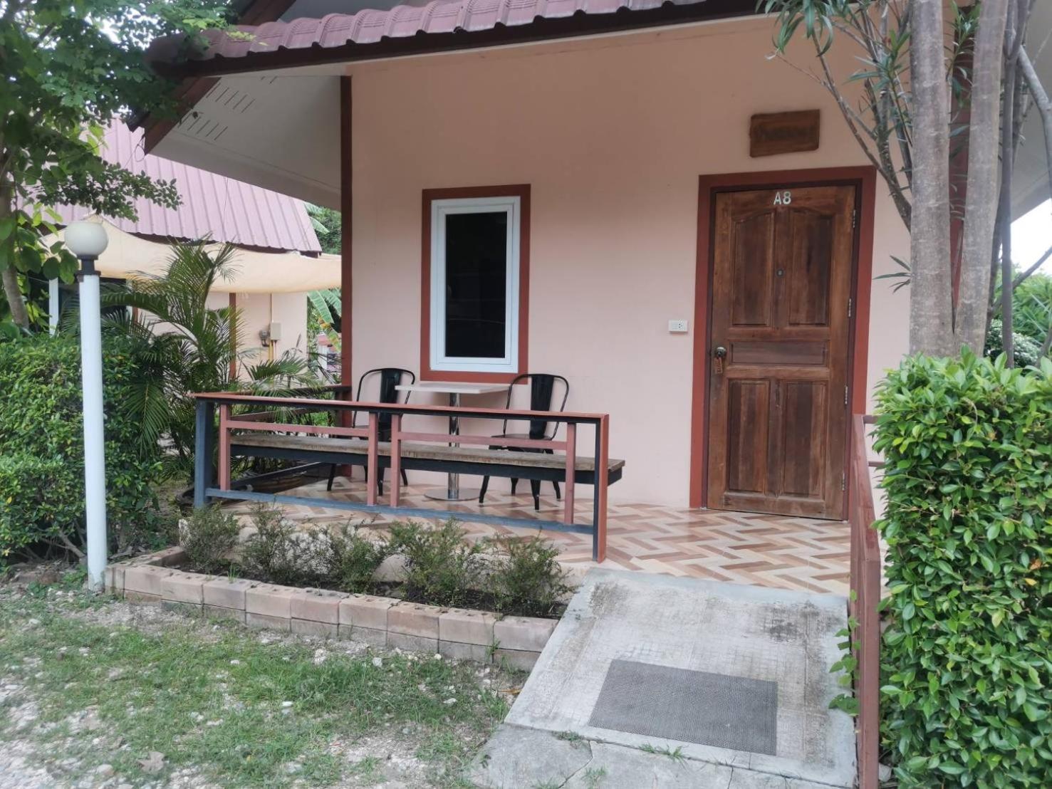 Numhom Resort Ban Nong Chum Saeng Exterior photo